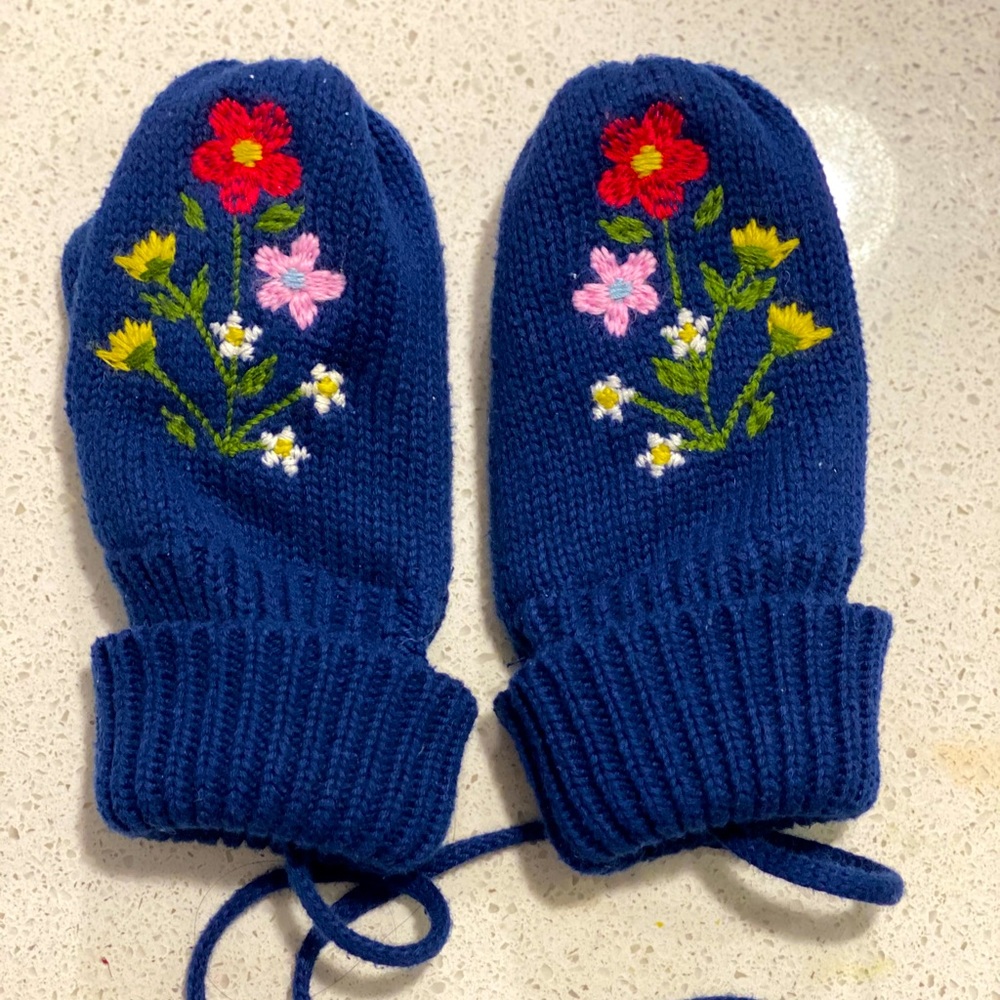 Hanna Andersson Sweaterknit Mittens